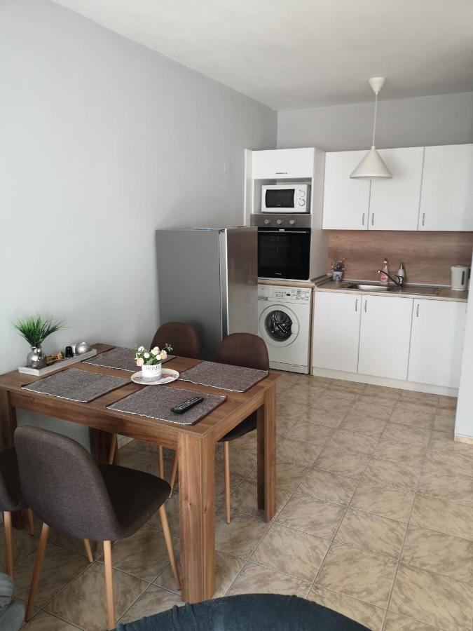 Apartment Happy Home Varna Eksteriør bilde